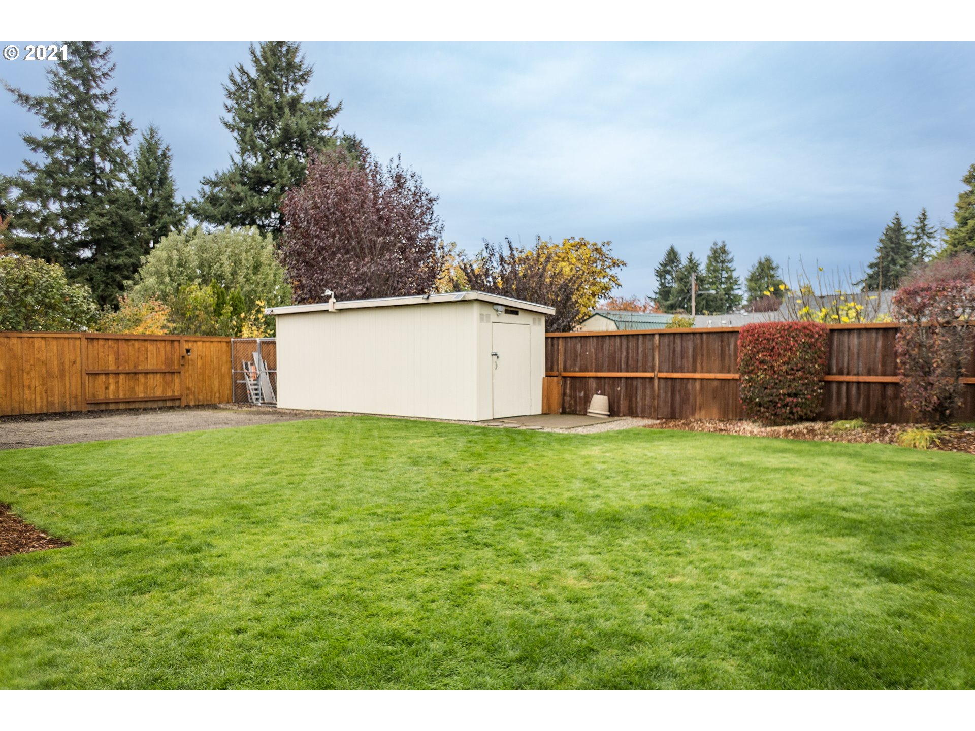 2947 Dry Creek Road Eugene, OR 97404 - Photo 26 of 32 Gallery Image 26
