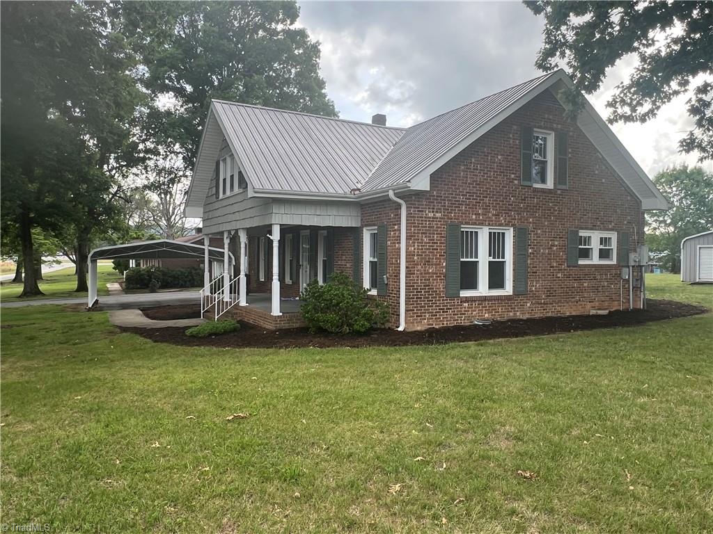 3798 Clingman Road Ronda, NC 28670 - Photo 4 of 23