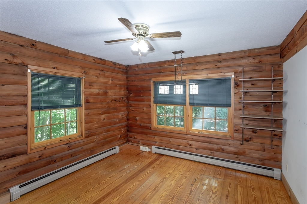 457 Montgomery Road Westfield, MA 01085 - Photo 25 of 38