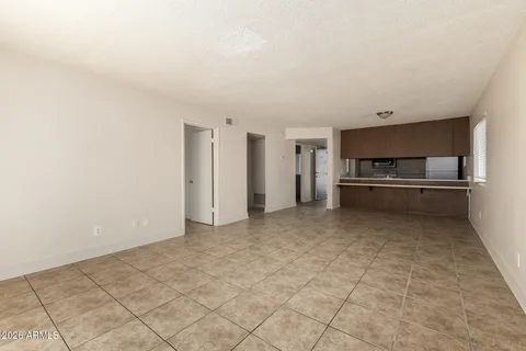 $879,000 | 17859 North 40th Street, Phoenix, AZ 85032