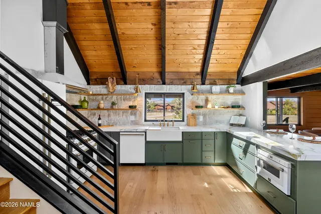 $1,295,000 | 8191 June Lane, Flagstaff, AZ 86004