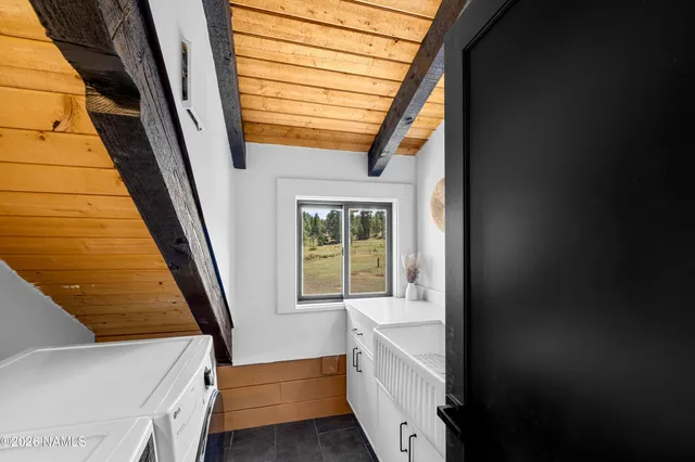 $1,295,000 | 8191 June Lane, Flagstaff, AZ 86004