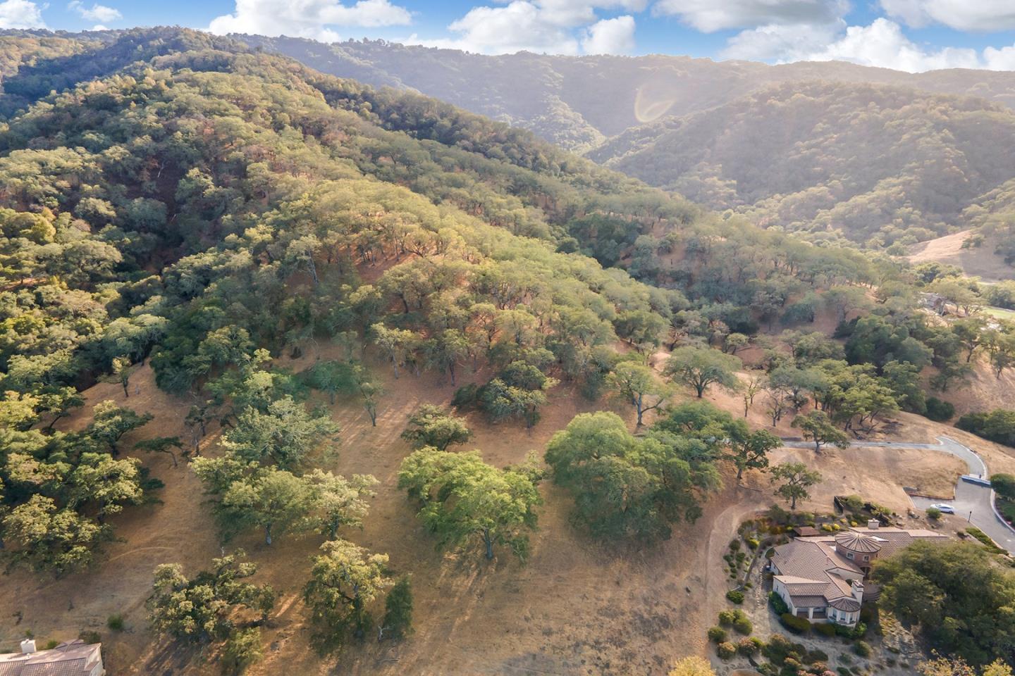 7265 Eagle Ridge Drive Gilroy, CA 95020 - Photo 28 of 34 a view of a yard