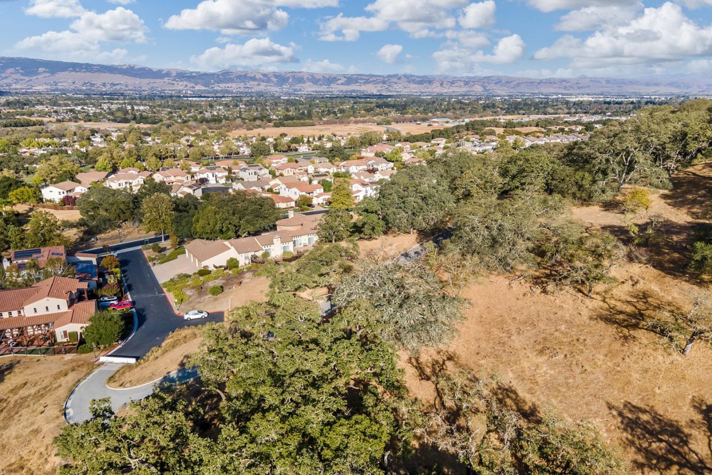 7265 Eagle Ridge Drive Gilroy, CA 95020 - Photo 32 of 34 a view of a city
