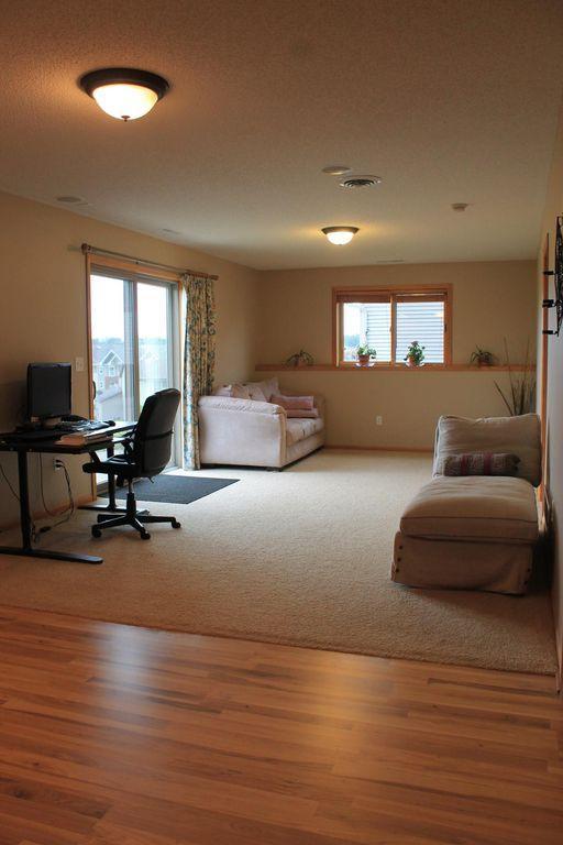2136 Ashland Drive Northwest Rochester, MN 55901 - Photo 12 of 20