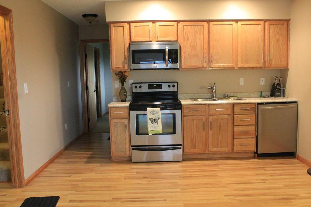2136 Ashland Drive Northwest Rochester, MN 55901 - Photo 13 of 20