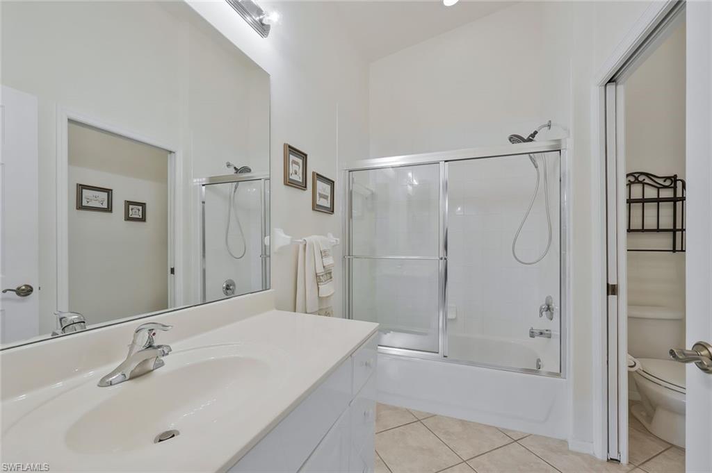2395 Bayou Lane, Unit 7304 Naples, FL 34112 - Photo 19 of 27 GUEST BATH