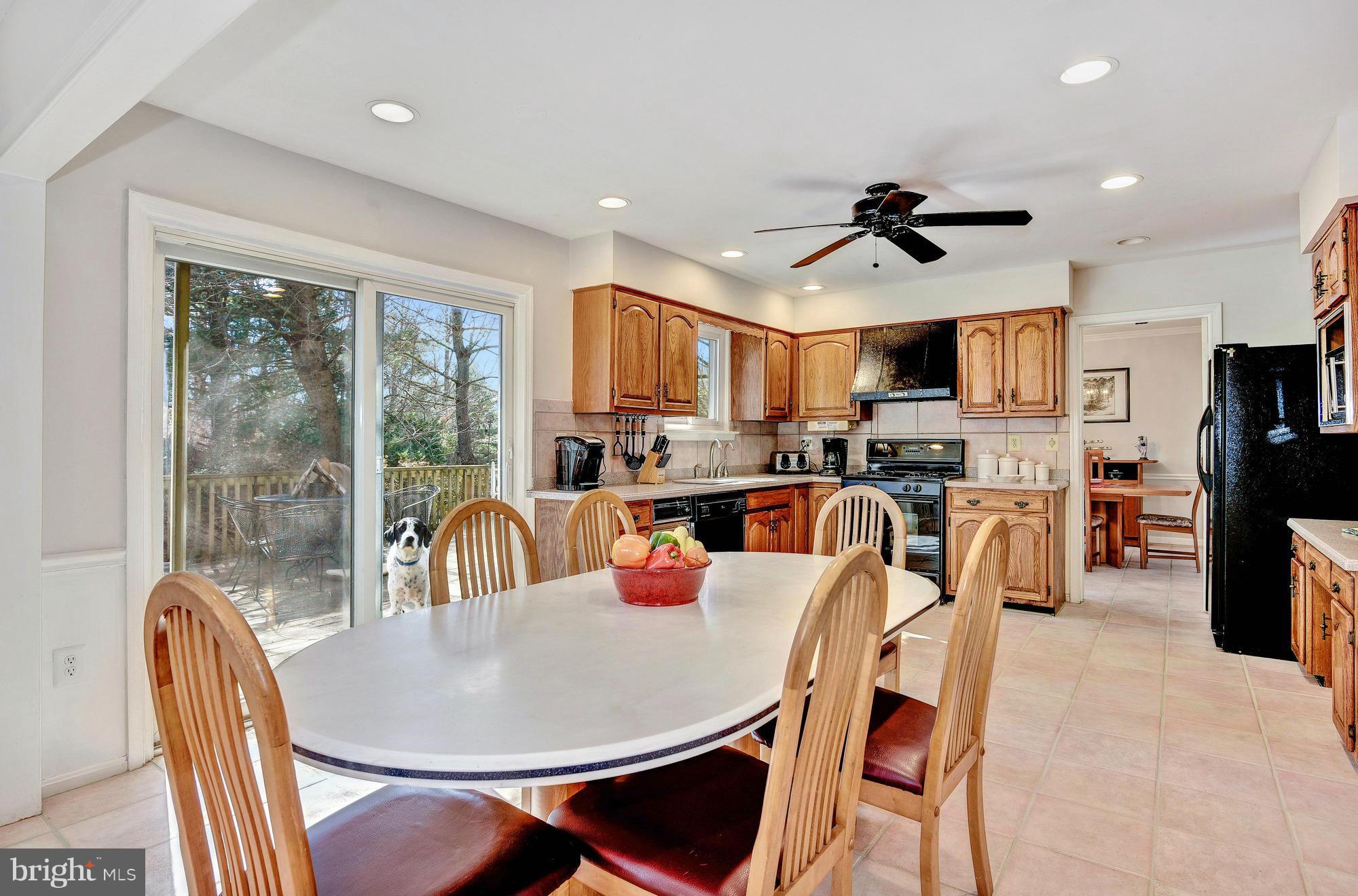 2207 Falling Creek Road Silver Spring, MD 20904 - Photo 14 of 30 Main Kitchen