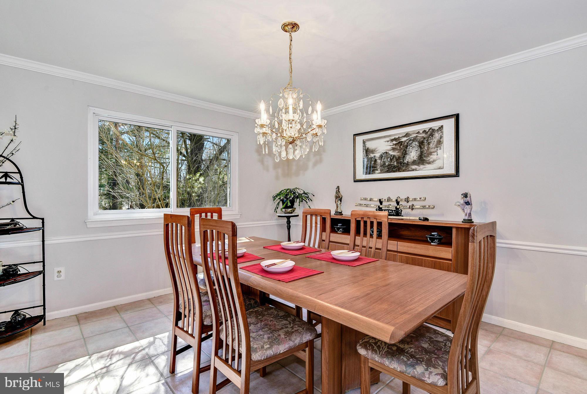 2207 Falling Creek Road Silver Spring, MD 20904 - Photo 4 of 30 Dining Room