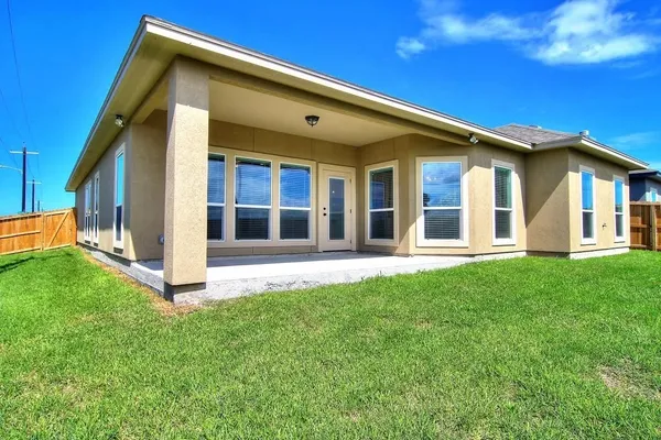 $2,695 | 6701 Stuyvesant Court, Corpus Christi, TX 78414