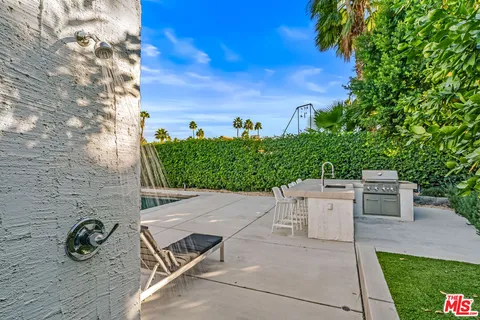 $995,000 | 2251 East Calle Papagayo, Palm Springs, CA 92262