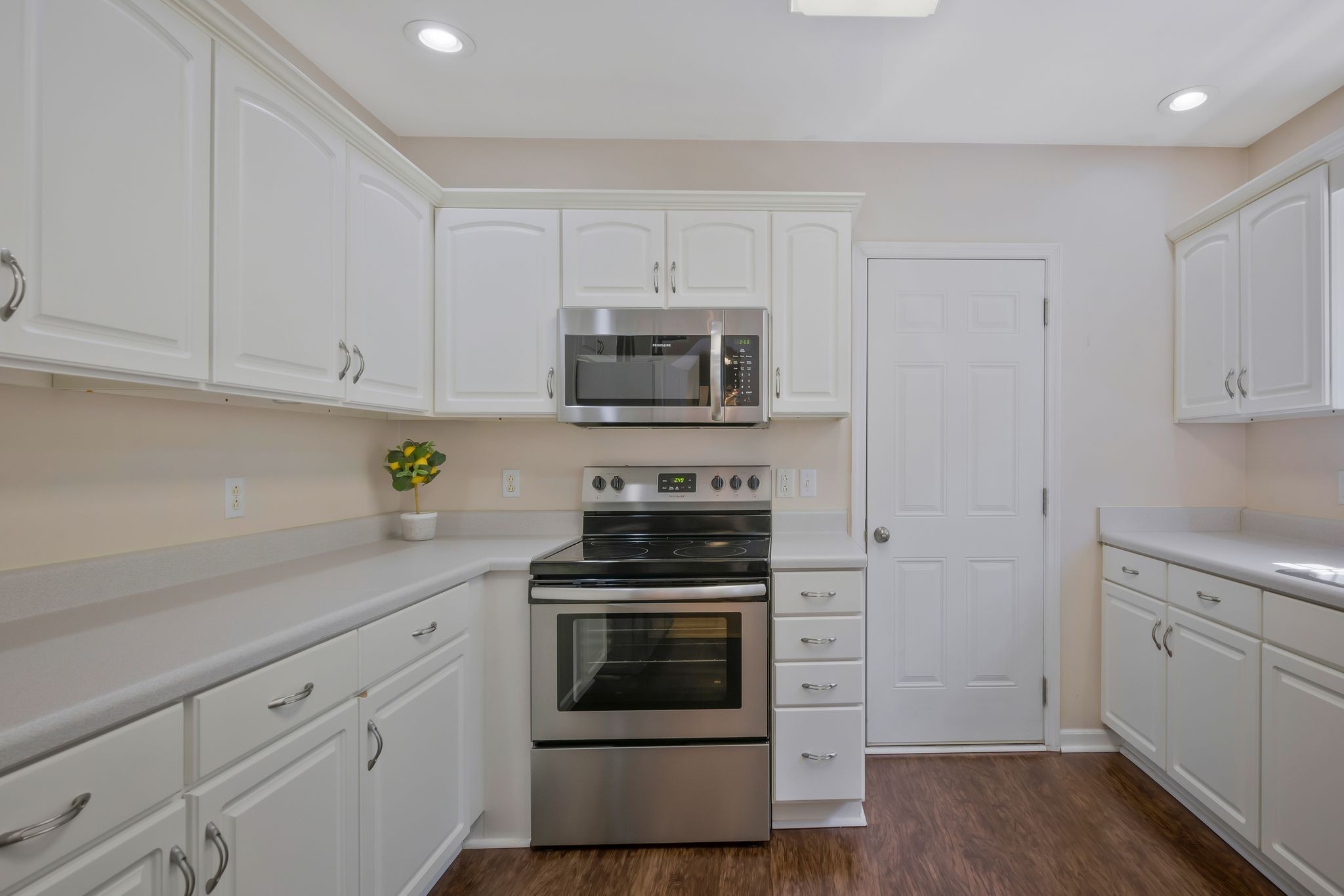 100 West Dell Road Dickson, TN 37055 - Photo 11 of 26