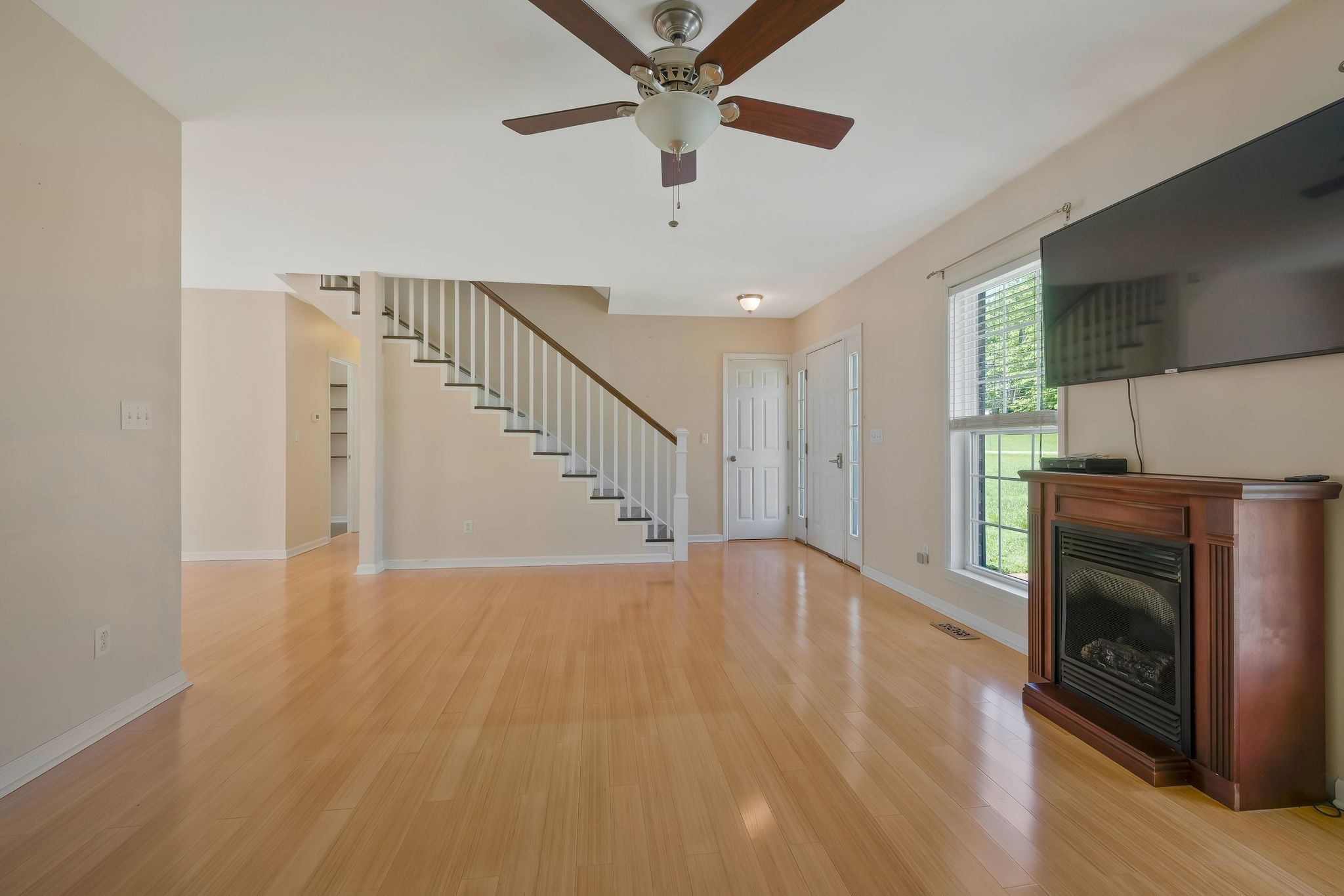 100 West Dell Road Dickson, TN 37055 - Photo 5 of 26