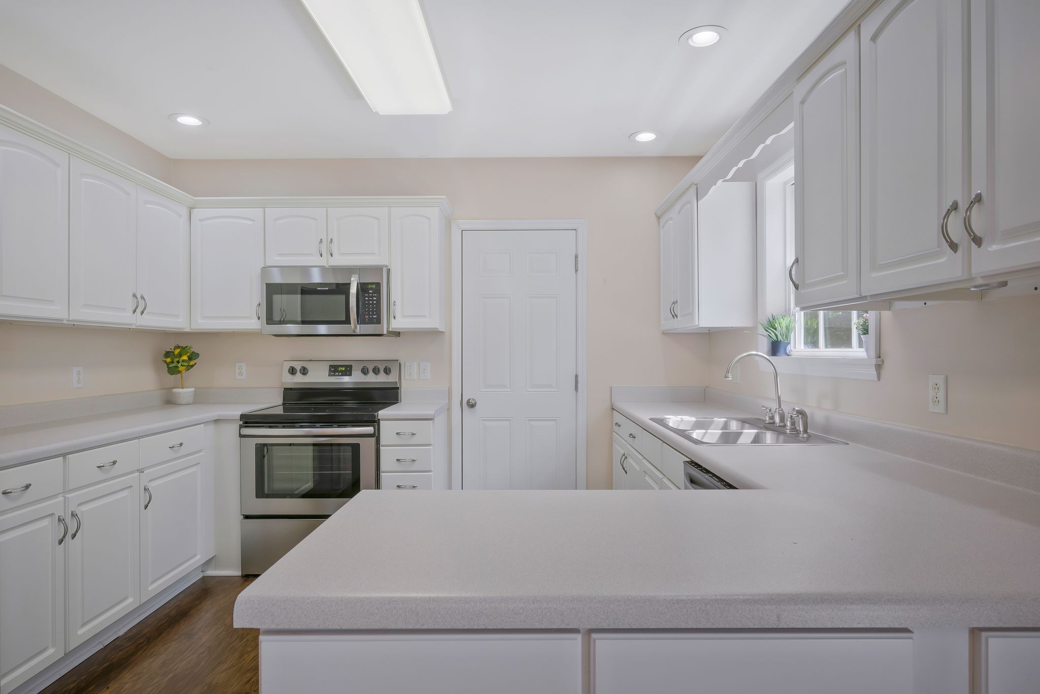 100 West Dell Road Dickson, TN 37055 - Photo 10 of 26