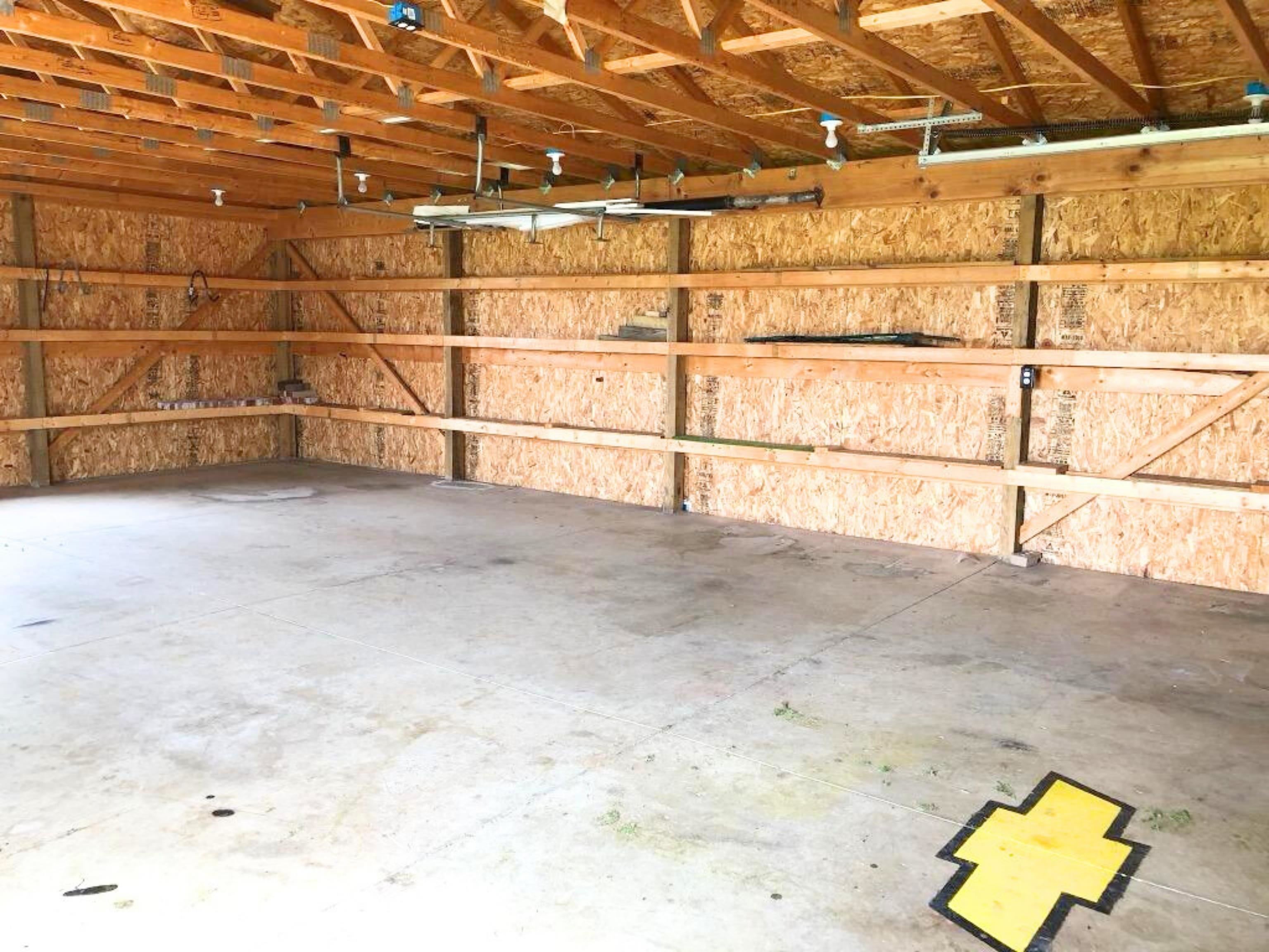 9455 North Webster Road Clio, MI 48420 - Photo 60 of 63 50180357-810bbfb7-dc47-4e92-a662-dacc5df93501.JPG