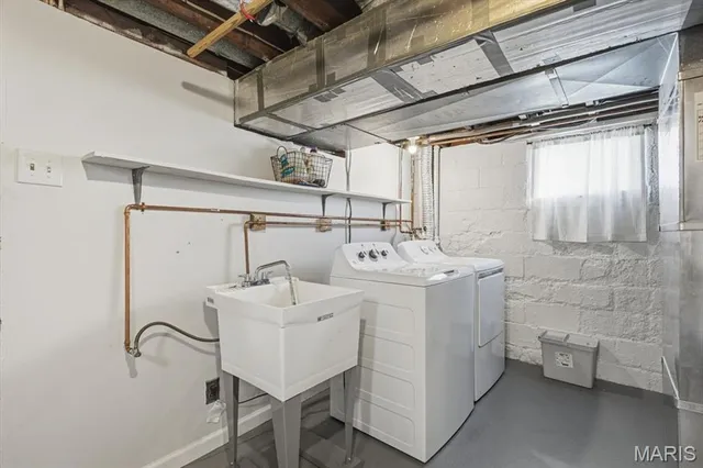 $199,999 | 450 St Joseph Street, Florissant, MO 63031