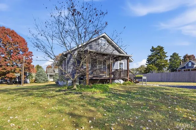 $199,999 | 450 St Joseph Street, Florissant, MO 63031