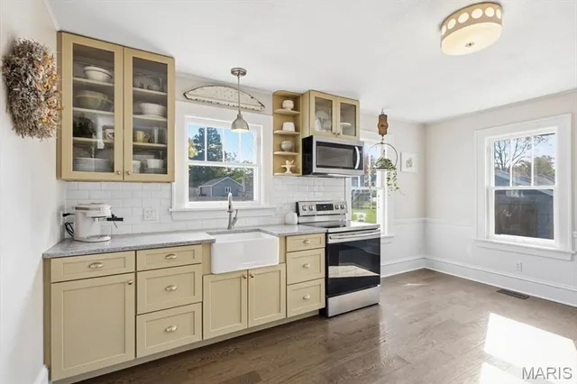 $199,999 | 450 St Joseph Street, Florissant, MO 63031