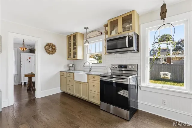 $199,999 | 450 St Joseph Street, Florissant, MO 63031