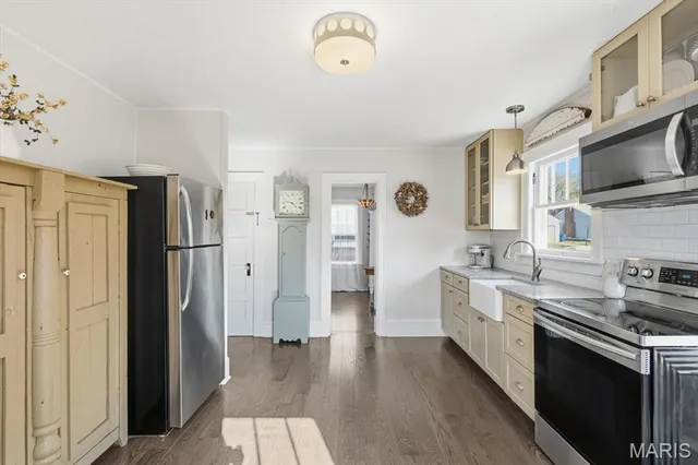 $199,999 | 450 St Joseph Street, Florissant, MO 63031