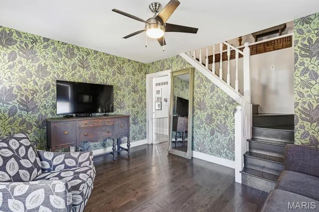 $199,999 | 450 St Joseph Street, Florissant, MO 63031