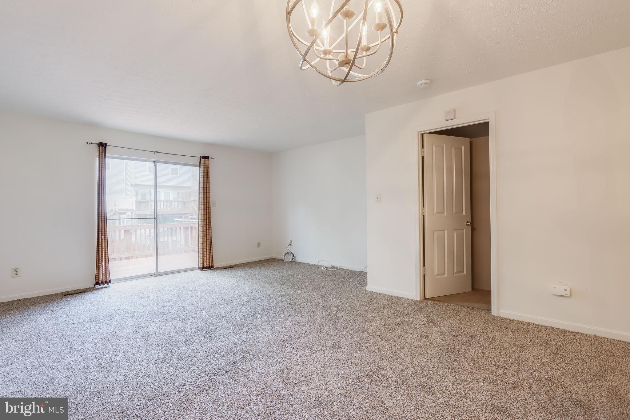3910 Tidewood Road Baltimore, MD 21220 - Photo 3 of 38 HUGE living room!