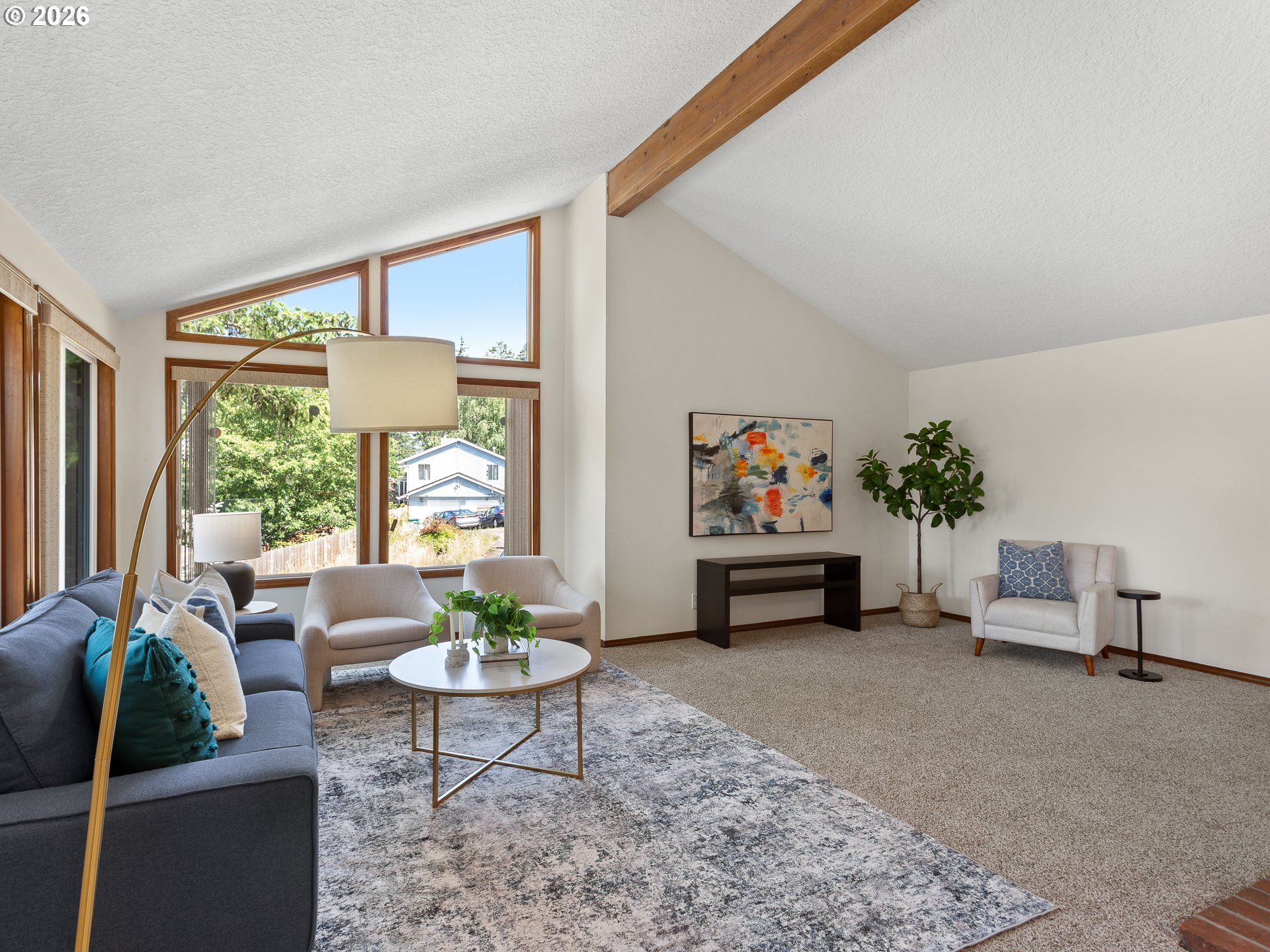 6127 Southwest 161st Place Beaverton, OR 97007 - Photo 9 of 47 Living Room