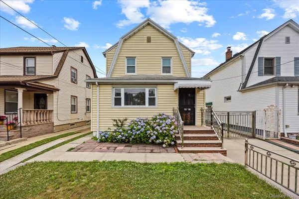 $787,000 | 89-73 215th Street | Queens Village