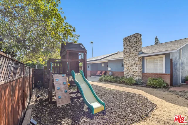 $1,385,000 | 11725 Balboa Boulevard, Granada Hills, CA 91344
