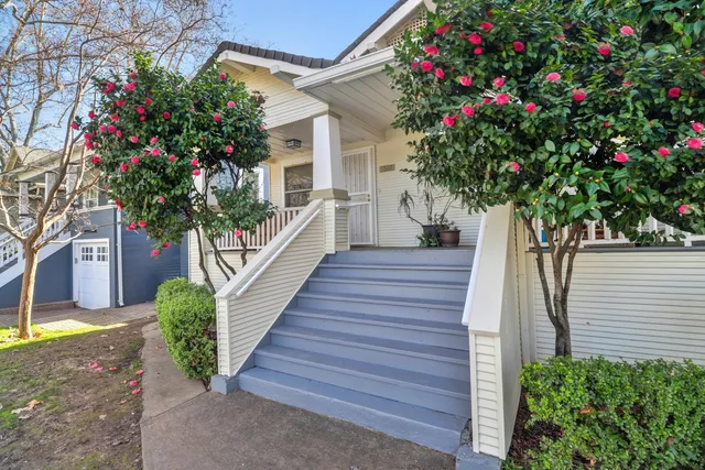 $779,000 | 2320 F Street, Sacramento, CA 95816
