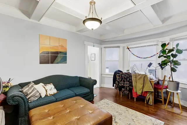 $779,000 | 2320 F Street, Sacramento, CA 95816