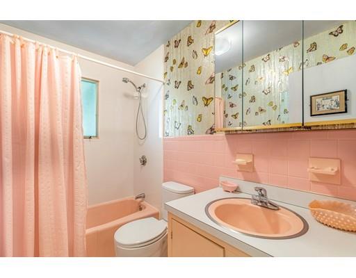 43 Shore Road Gloucester, MA 01930 - Photo 17 of 20 Gallery Image 17
