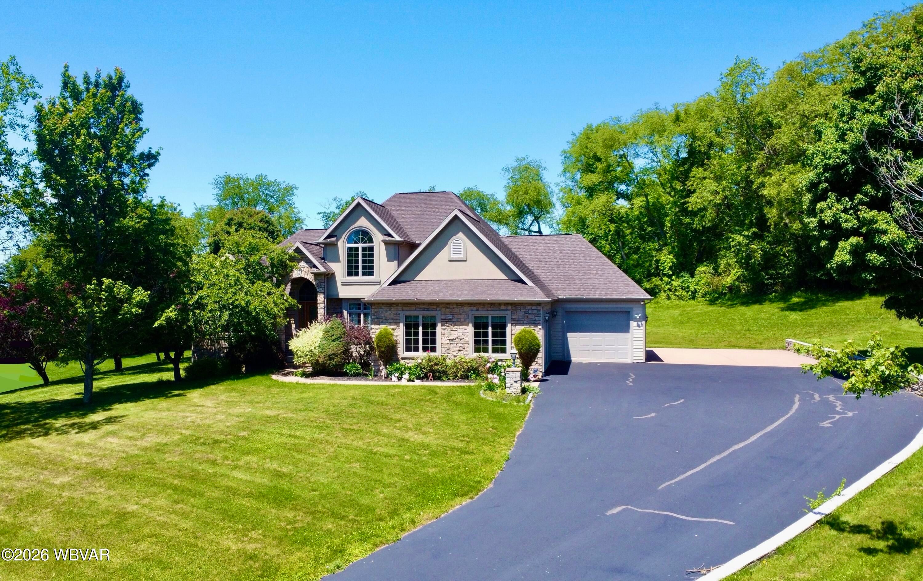15 Hemlock Road Williamsport, PA 17701 - Photo 4 of 97 Gallery Image 4