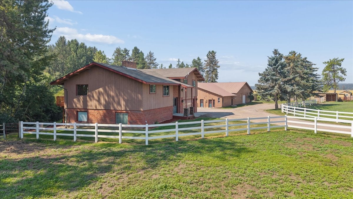 1020 Conn Road Columbia Falls, MT 59912 - Photo 9 of 74 Gallery Image 9