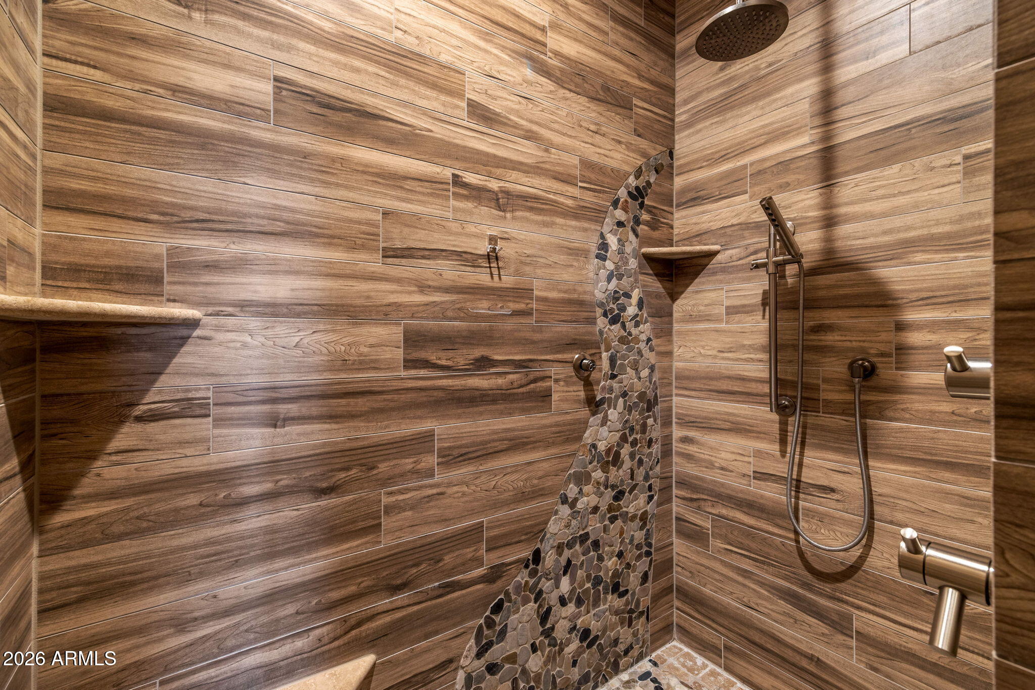 758 Southlake Road Lakeside, AZ 85929 - Photo 27 of 95 34 GUEST SHOWER MAIN