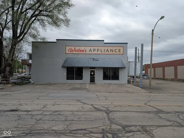 $175,000 | 627 Meridian Street, Anderson, IN 46016