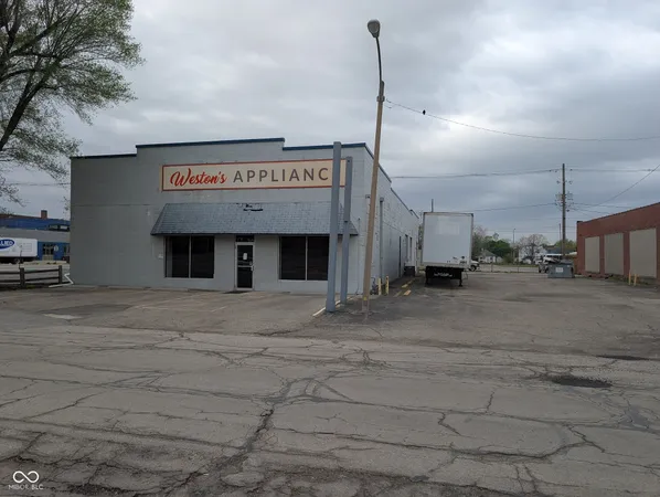 $175,000 | 627 Meridian Street, Anderson, IN 46016