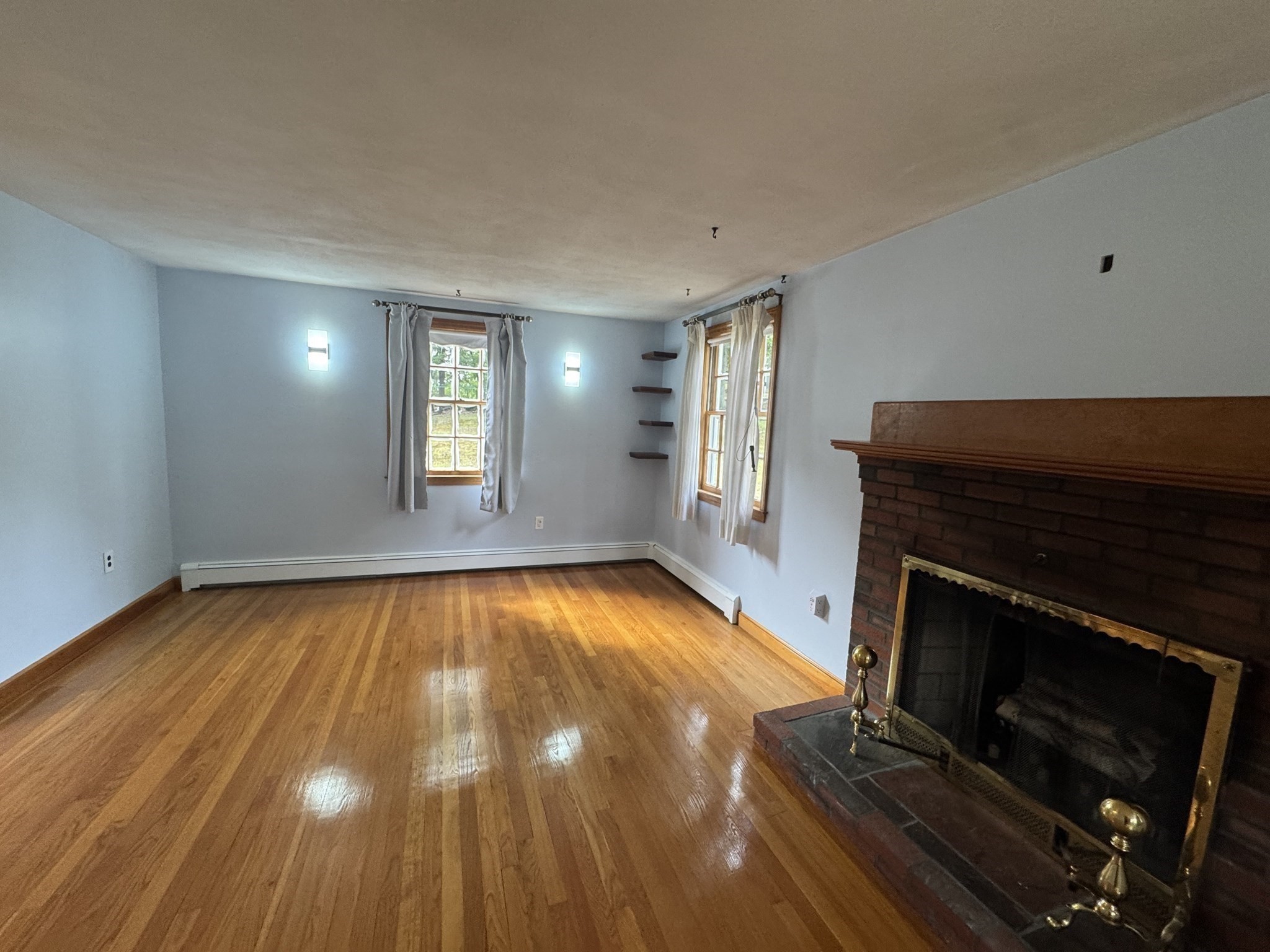 79 Peach Orchard Road Burlington, MA 01803 - Photo 3 of 20 Gallery Image 3