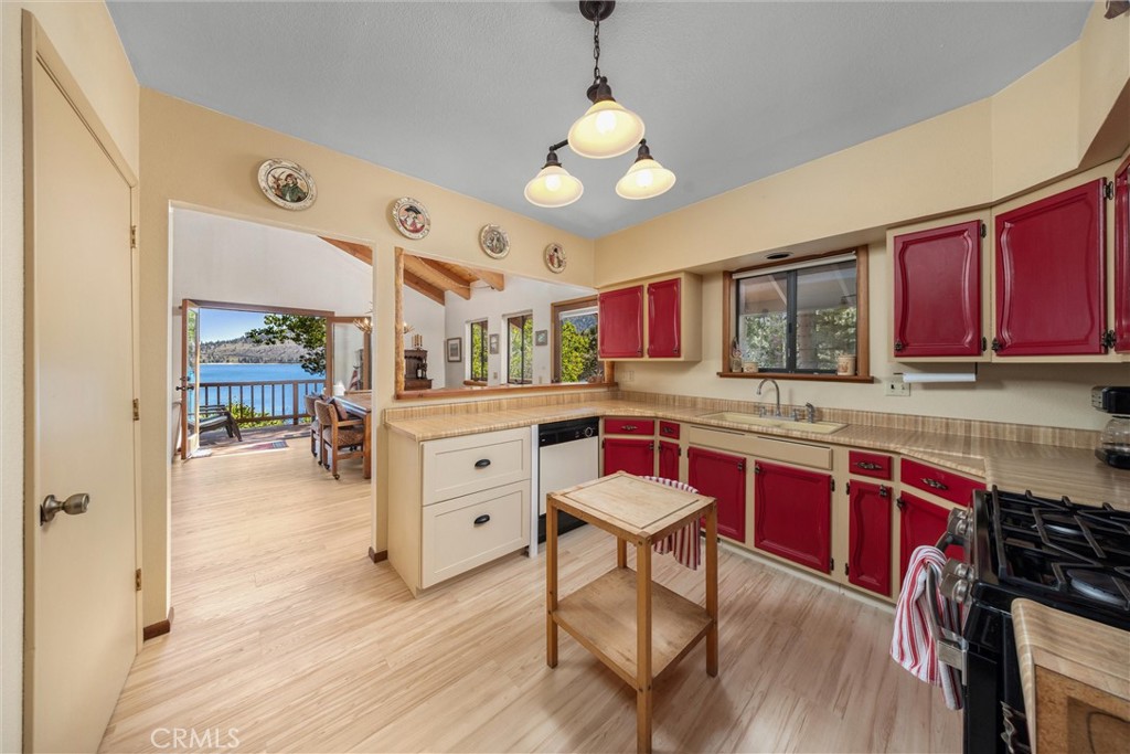 251 Forest Road June Lake, CA 93529 - Photo 23 of 75 The Kitchen also has a lake view
