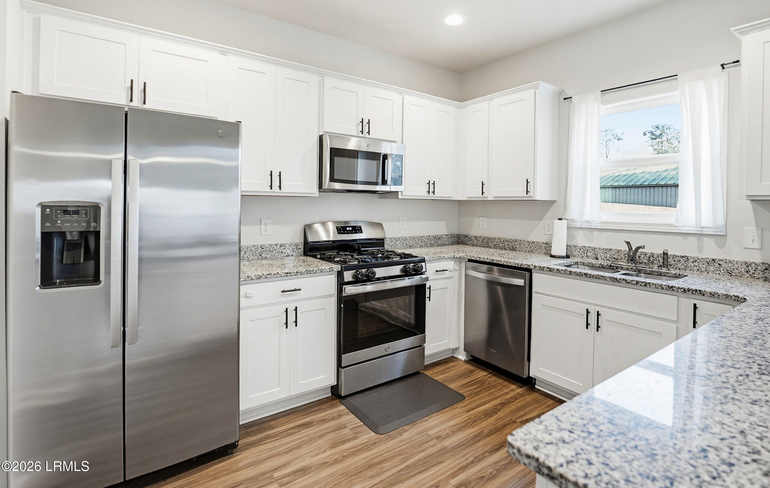 85 Chestnut Street Beaufort, SC 29906 - Photo 11 of 48 85 CHESTNUT (11)