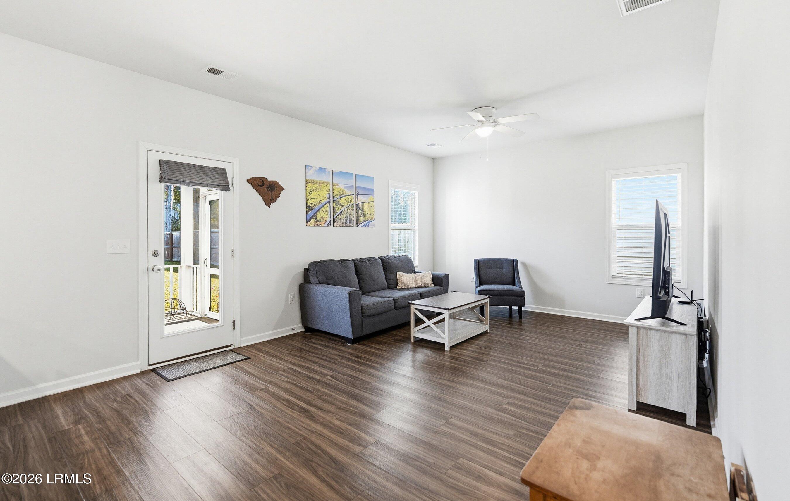 85 Chestnut Street Beaufort, SC 29906 - Photo 7 of 48 85 CHESTNUT (7)