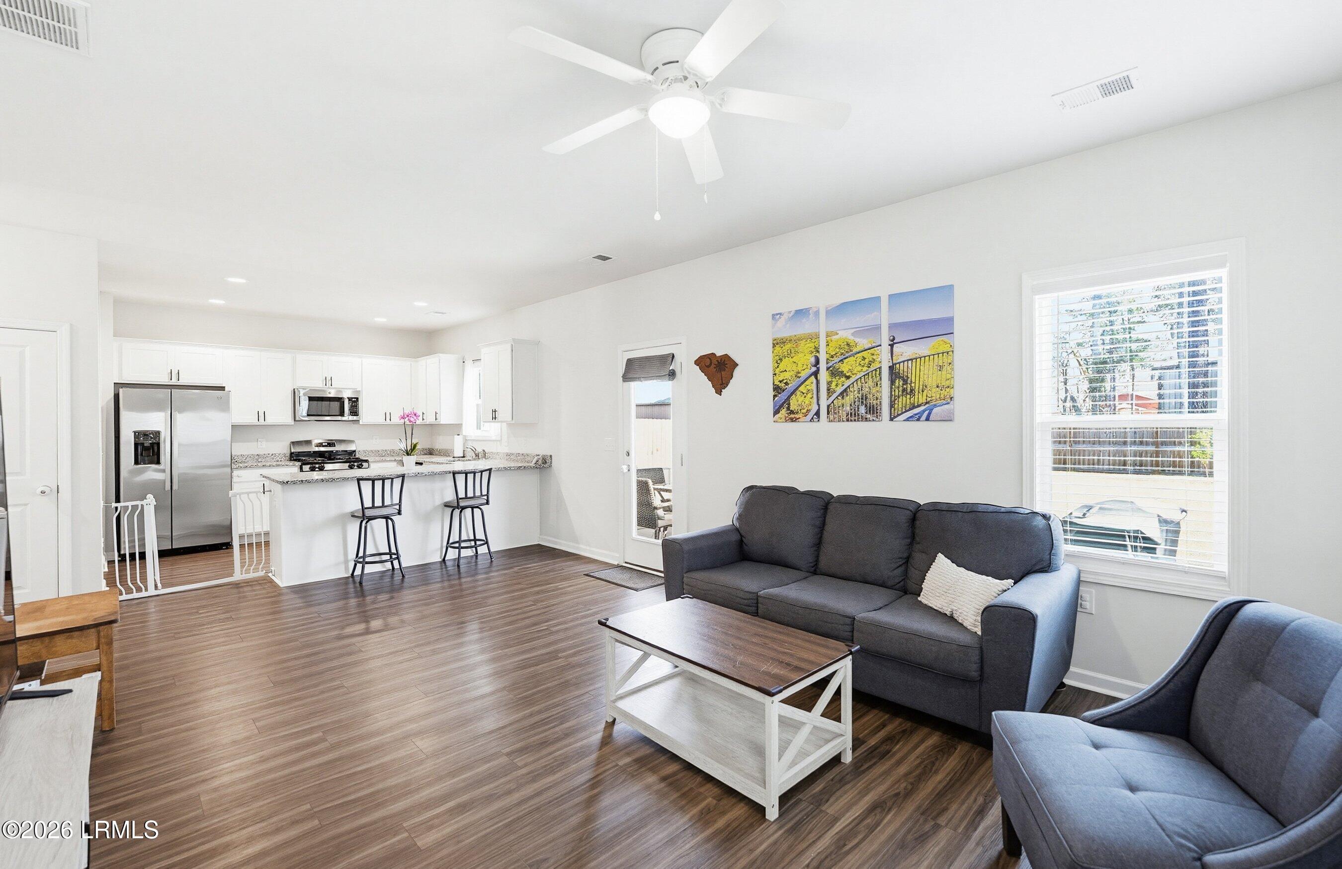 85 Chestnut Street Beaufort, SC 29906 - Photo 9 of 48 85 CHESTNUT (9)