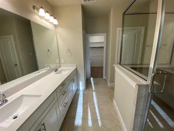 $2,990 | 4236 Kearsage Drive, Frisco, TX 75034