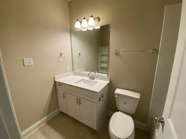 $2,990 | 4236 Kearsage Drive, Frisco, TX 75034