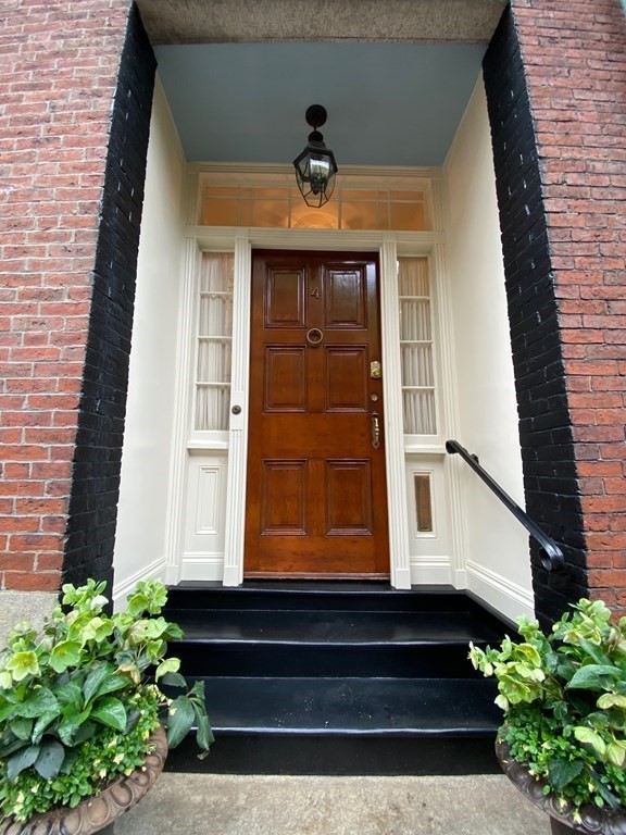 4 Acorn Street Boston, MA 02108 - Photo 2 of 12