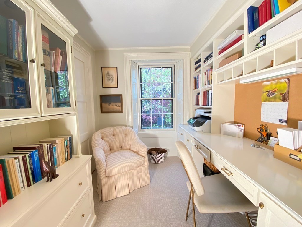 4 Acorn Street Boston, MA 02108 - Photo 8 of 12