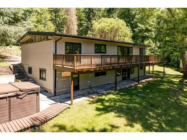 $1,300,000 | 21625 Southwest Johnson Road, West Linn, OR 97068