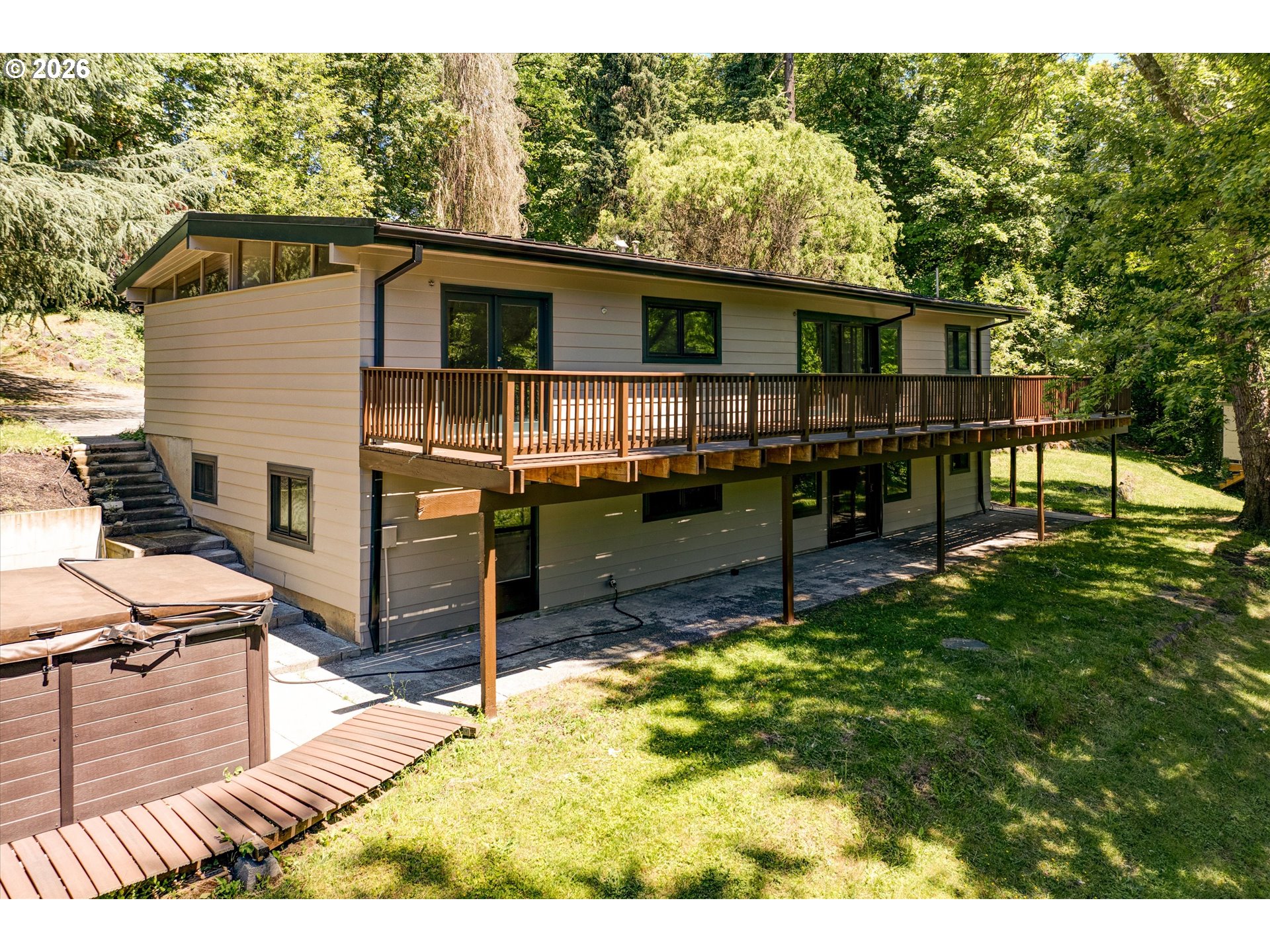 21625 Southwest Johnson Road West Linn, OR 97068 - Photo 1 of 48 Gallery Image 1