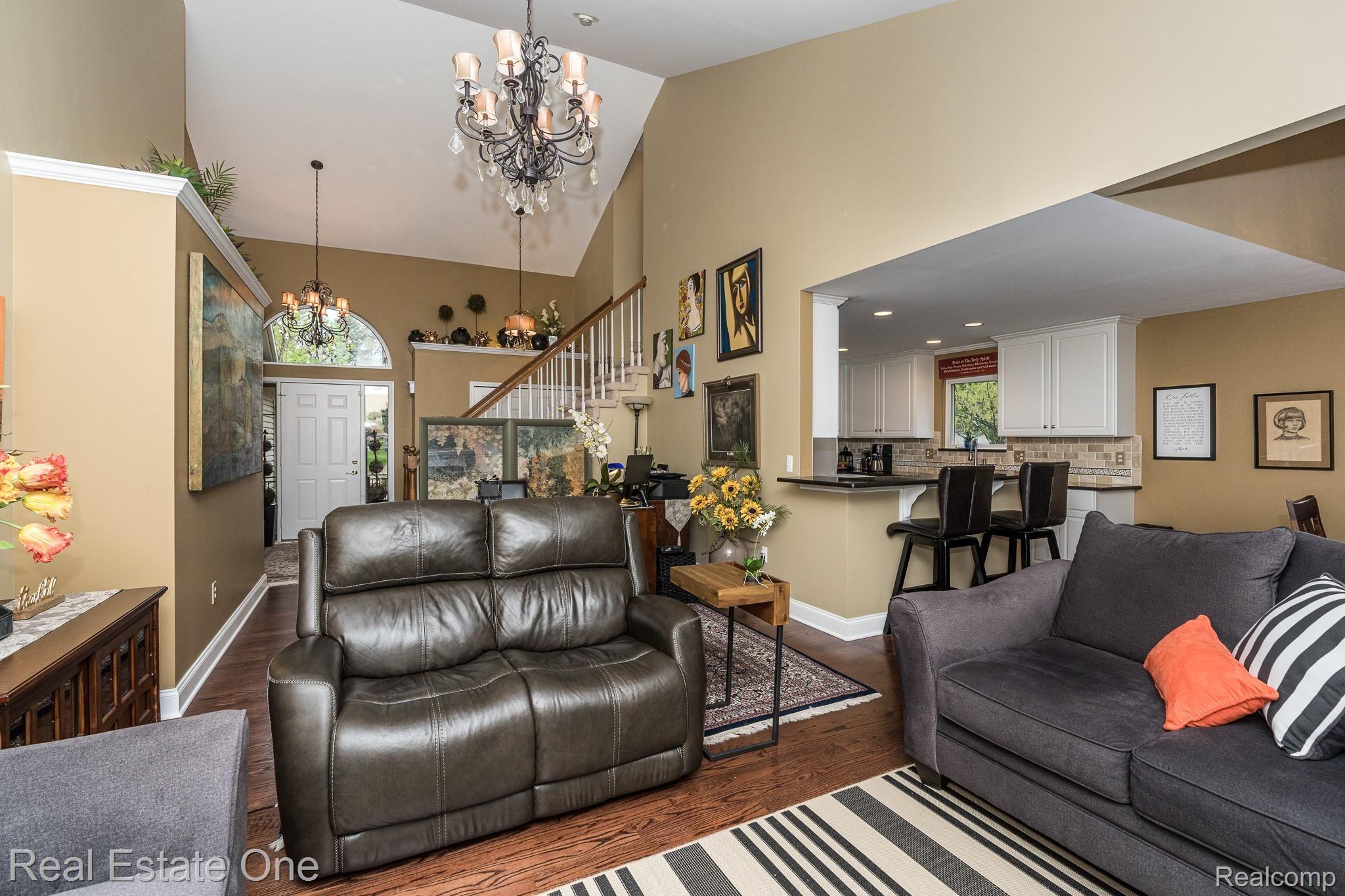 1083 Churchill Circle, Unit 77 Rochester, MI 48307 - Photo 22 of 61 1083 Churchill Circle Great Room