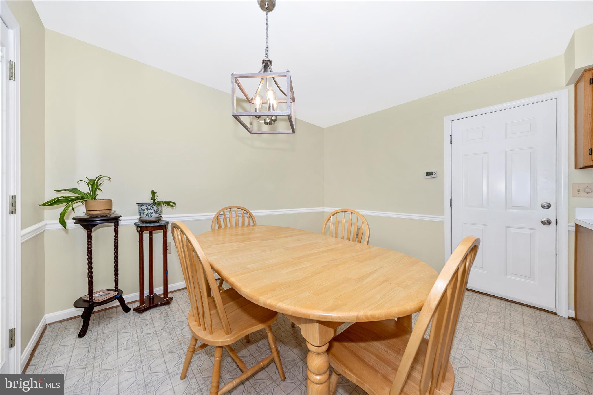 91 Prides Crossing Shenandoah Junction, WV 25442 - Photo 22 of 67 Morning Room
